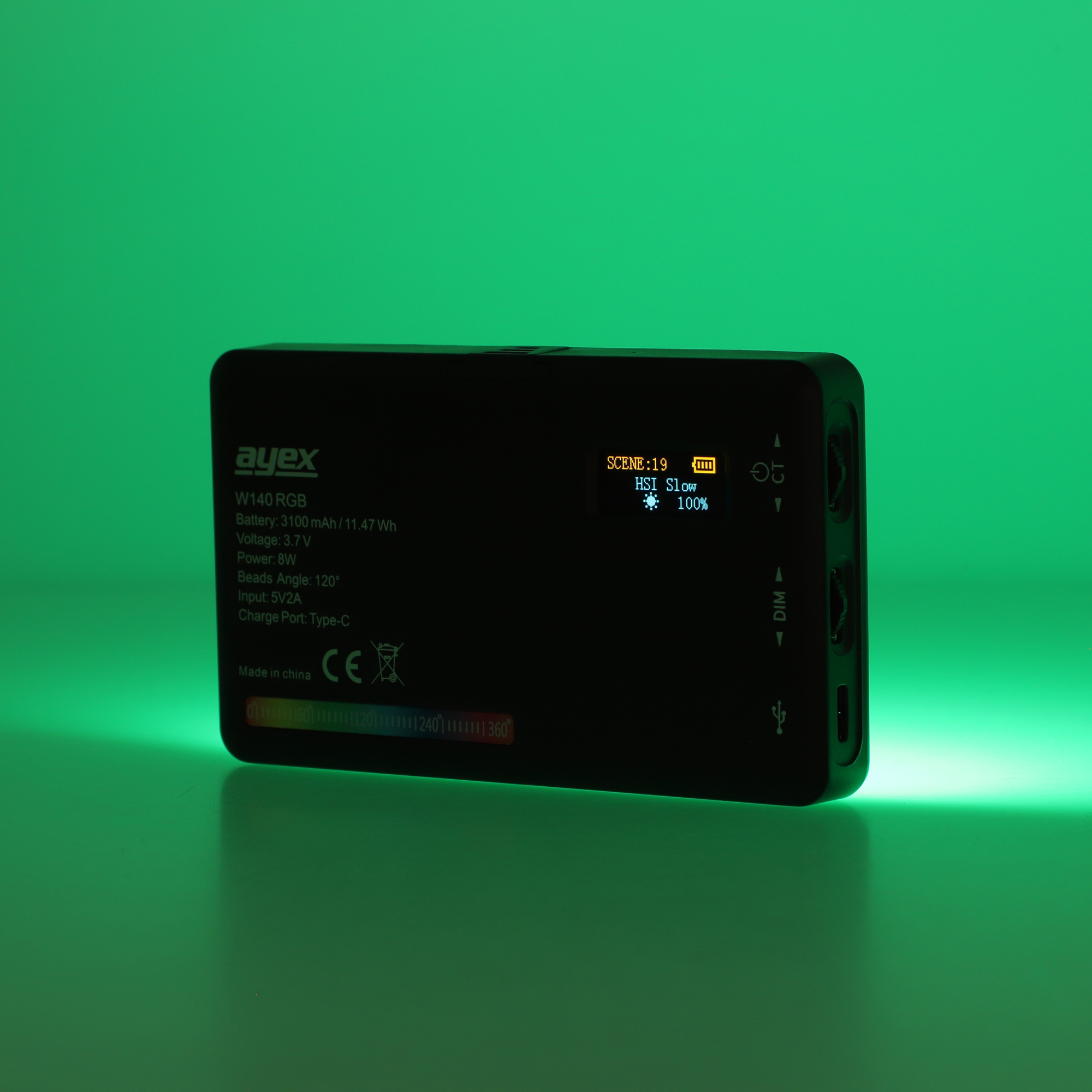 Vielseitige RGB LED Videoleuchte mit 20 Lichteffekten LCD-Display & integriertem Akku