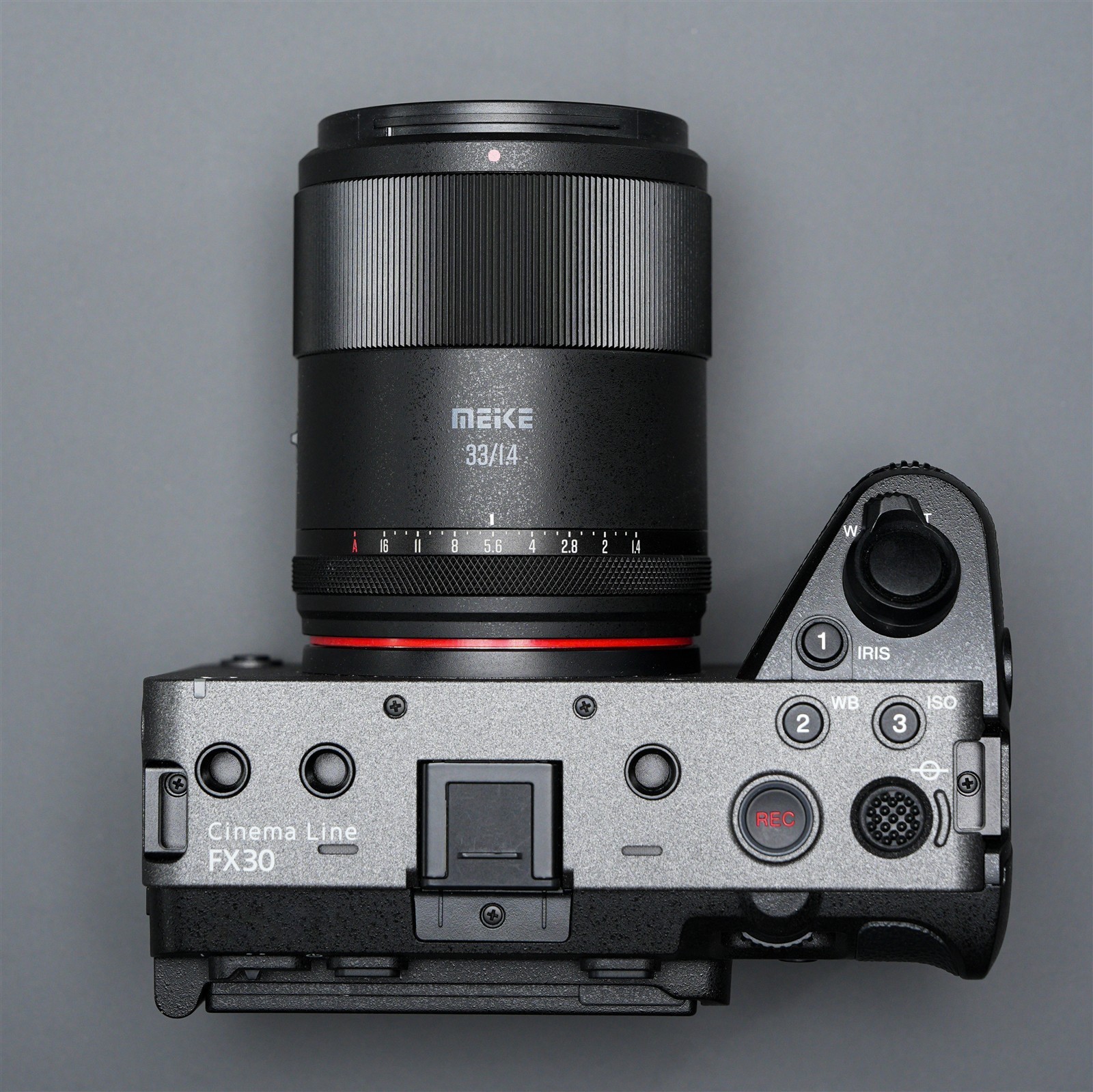 Meike Autofokus Objektiv 33mm F1.4 AF STM APS-C Portrait für Nikon Z Mount Meike Autofokus Objektiv 33mm F1.4 AF STM APS-C Portrait für Sony E Mount